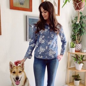 Gap Floral Chambray Button Up